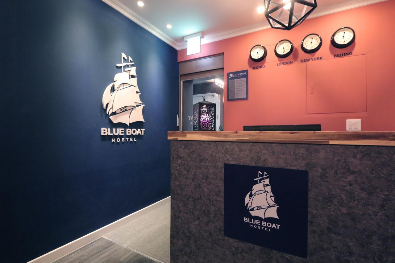 Blueboat Hostel ג'אונג'ו מראה חיצוני תמונה
