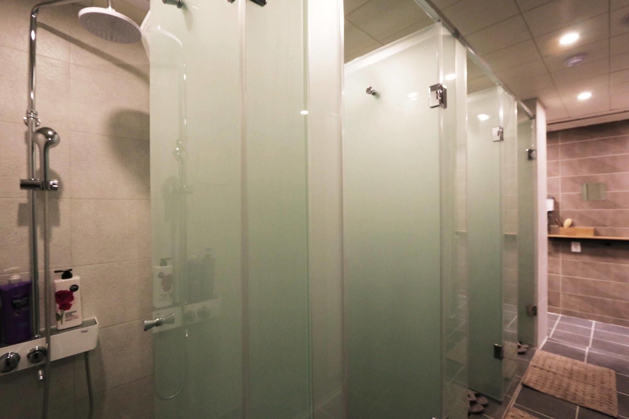 Blueboat Hostel ג'אונג'ו מראה חיצוני תמונה