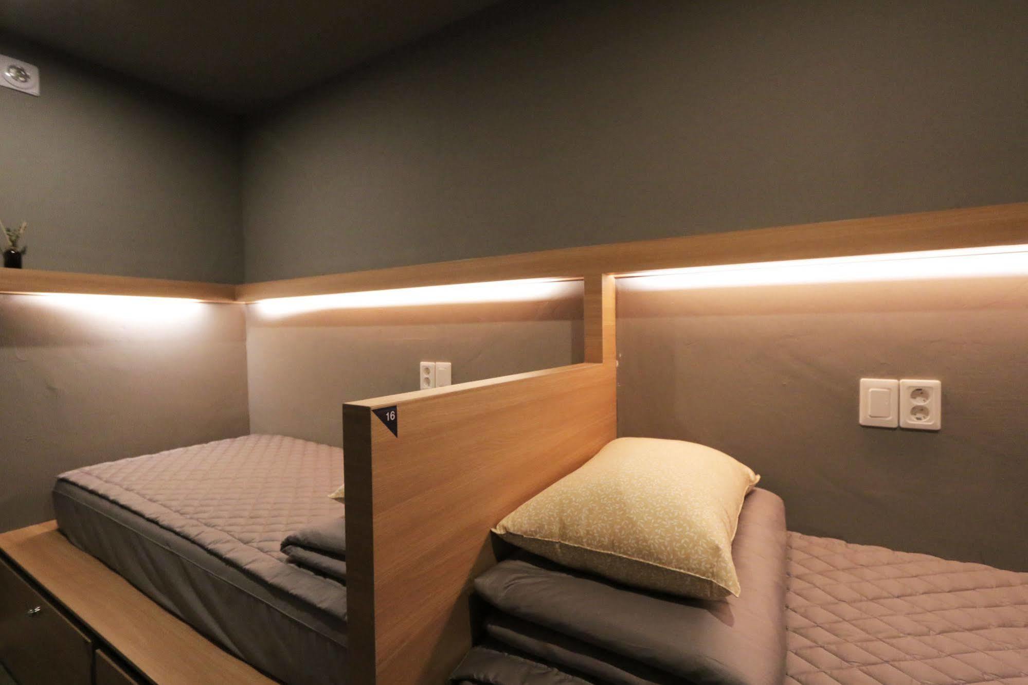 Blueboat Hostel ג'אונג'ו מראה חיצוני תמונה